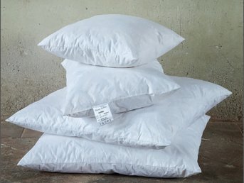 Изображение товара "Подушка  диванная  перьевая DORBENA Christian Fischbacher от Christian Fischbacher"