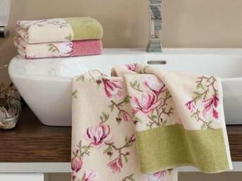 Изображение товара "Magnolia beige  Feiler шенилловое полотенце от Feiler"