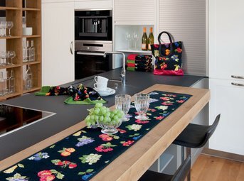 Изображение товара "Macedonia Feiler шенилловая дорожка для стола от Archive"