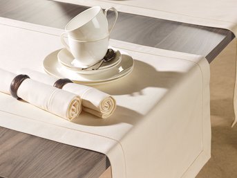 Изображение товара "Exzellent наперон Curt Bauer от Archive"