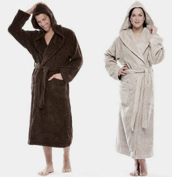 Изображение товара "DREAMFLOR ROBE UNISEX Weseta Switzerland длинный халат с капюшоном в тонах от Weseta"