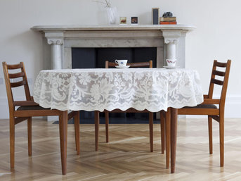 Изображение товара "JURA MYB Textiles кружевная скатерть от MYB Textiles "