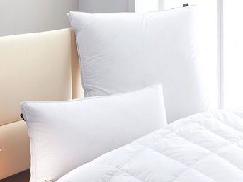 Изображение товара "Atelier Kauffmann подушка с бортиком от Kauffmann"