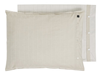 Изображение товара "TOY BOY (013) постельное белье CF by Christian Fischbacher от Archive"