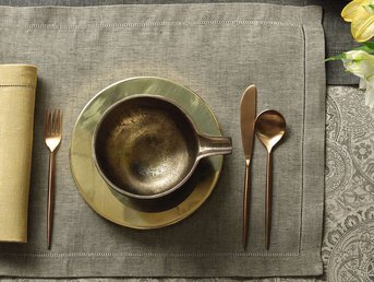 Изображение товара "UNI 163 (LE) Leitner Leinen салфетки и подложки под тарелку от LEITNER LEINEN"