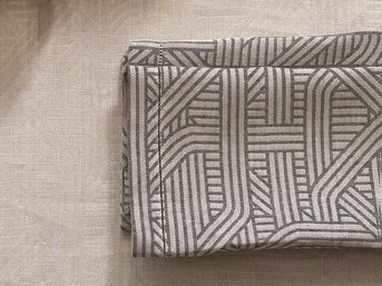 Изображение товара "CONFUSION (LI) Leitner Leinen салфетки и подложки под тарелку от LEITNER LEINEN"