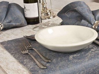 Изображение товара "HAITHABU (LE) Leitner Leinen салфетки и подложки под тарелку от LEITNER LEINEN"