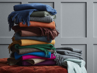 Изображение товара "CLASSIC в тонах ELVANG DENMARK плед 130x200 (альпака и шерсть) от ELVANG denmark"