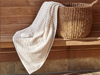 Изображение товара "DUNE Christian Fischbacher махровое полотенце от Archive"