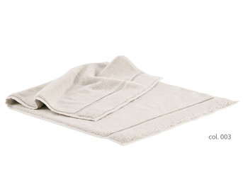 Изображение товара "DARLING (003) коврик CF by Christian Fischbacher от Archive"