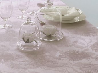 Изображение товара "Diana 0121 скатерть Curt Bauer от Curt Bauer"