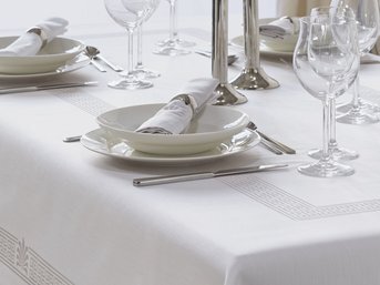 Изображение товара "Helena наперон Curt Bauer от Archive"