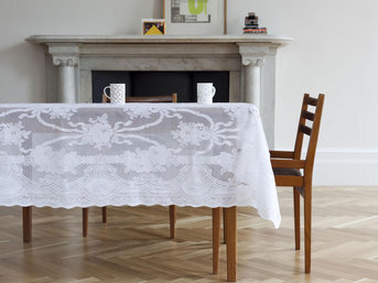 Изображение товара "KILMARNOCK MYB Textiles кружевная скатерть от MYB Textiles "