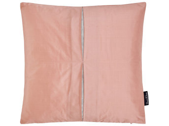 Изображение товара "JAMILA (823) шелковые наволочки Christian Fischbacher  от Archive"