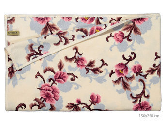 Изображение товара "LEGACY BLOOM Feiler шенилловое покрывало от Archive"