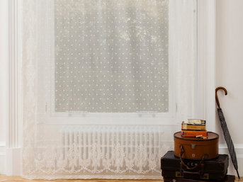 Изображение товара "NAIRN MADRAS PANEL MYB Textiles кружевное панно из мадраса от MYB Textiles "