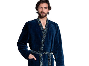 Изображение товара "DJAMAL Feiler шенилловый халат от Archive"