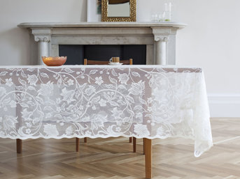 Изображение товара "FLORA MYB Textiles кружевная скатерть от MYB Textiles "