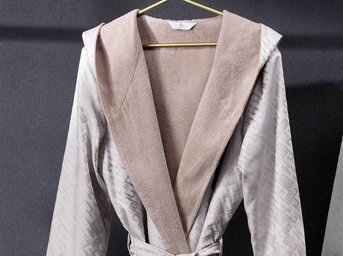 Изображение товара "Халат CONNECTION Curt Bauer от Archive"