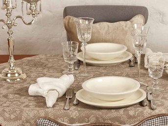 Изображение товара "CHAMISSO Leitner Leinen льняная скатерть в тонах от LEITNER LEINEN"