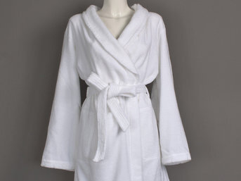 Изображение товара "DREAMFLOR ROBE LADIES Weseta Switzerland длинный халат в тонах от Weseta"