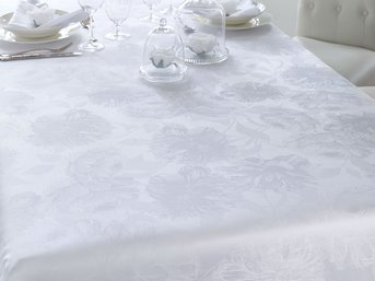 Изображение товара "Diana 0000 скатерть Curt Bauer от Curt Bauer"
