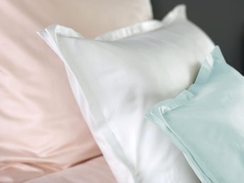 Изображение товара "UNI (2644) постельное белье CB 1882 by Curt Bauer (6 оттенков) от CB 1882 by Curt Bauer"