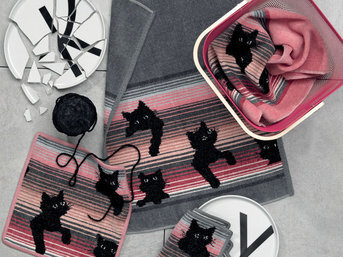 Изображение товара "BLACK KITTY Feiler шенилловое полотенце от Feiler"