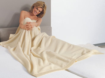 Изображение товара "DREAMPLAID Weseta Switzerland махровый плед  от Weseta"