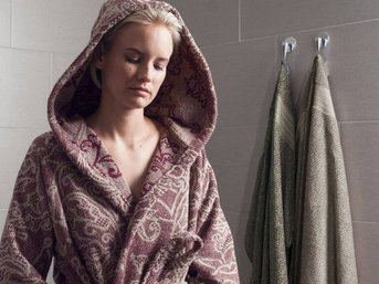 Изображение товара "MARIAGE Leitner Leinen махровый халат с капюшоном в 9 тонах от LEITNER LEINEN"