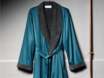 Изображение товара "Satin uni Opal Christian Fischbacher халат  от Archive"