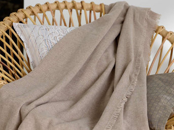 Изображение товара "WOHNPLAID 9010 шерстяной плед с кашемиром Curt Bauer от Archive"