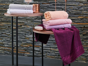 Изображение товара "ROMANCE Christian Fischbacher махровое полотенце от Christian Fischbacher"