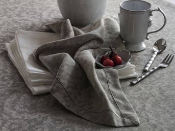 Изображение товара "OTTOMANN Leitner Leinen салфетки и подложки под тарелку от Archive"