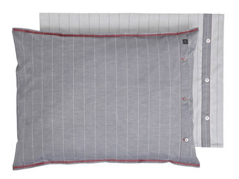 Изображение товара "TOY BOY (095) постельное белье CF by Christian Fischbacher от Archive"