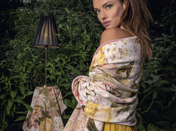 Изображение товара "SECRET GARDEN Feiler шенилловое полотенце для сауны от Feiler"