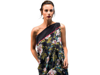 Изображение товара "CORAL CHARM Feiler шенилловое пляжное полотенце для сауны от Archive"