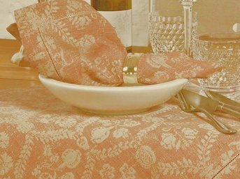 Изображение товара "CHAMISSO Leitner Leinen льняная дорожка для стола в тонах от LEITNER LEINEN"