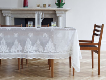 Изображение товара "SNOWFLAKE MYB Textiles кружевная скатерть от MYB Textiles "