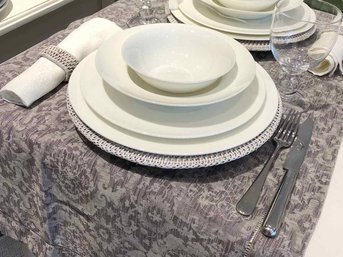 Изображение товара "OTTOMAN Leitner Leinen полульняная дорожка для стола в тонах от Archive"