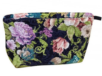 Изображение товара "ELISAVETA Feiler шенилловая косметичка от Feiler"