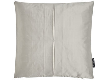 Изображение товара "JAMILA (805) шелковые наволочки Christian Fischbacher  от Archive"