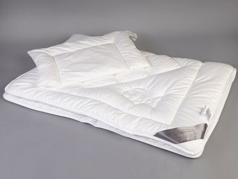 Изображение товара "Детская коллекция  JOHANN  HEFEL  Wellness Vitasan  одеяла и подушки от Johann Hefel"